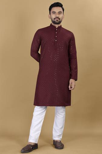 Maroon embroidered rayon straight kurta