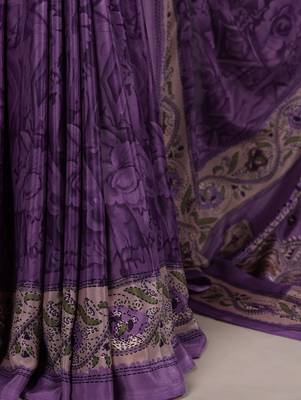 pruple printed crepe saree with matching blouse 2