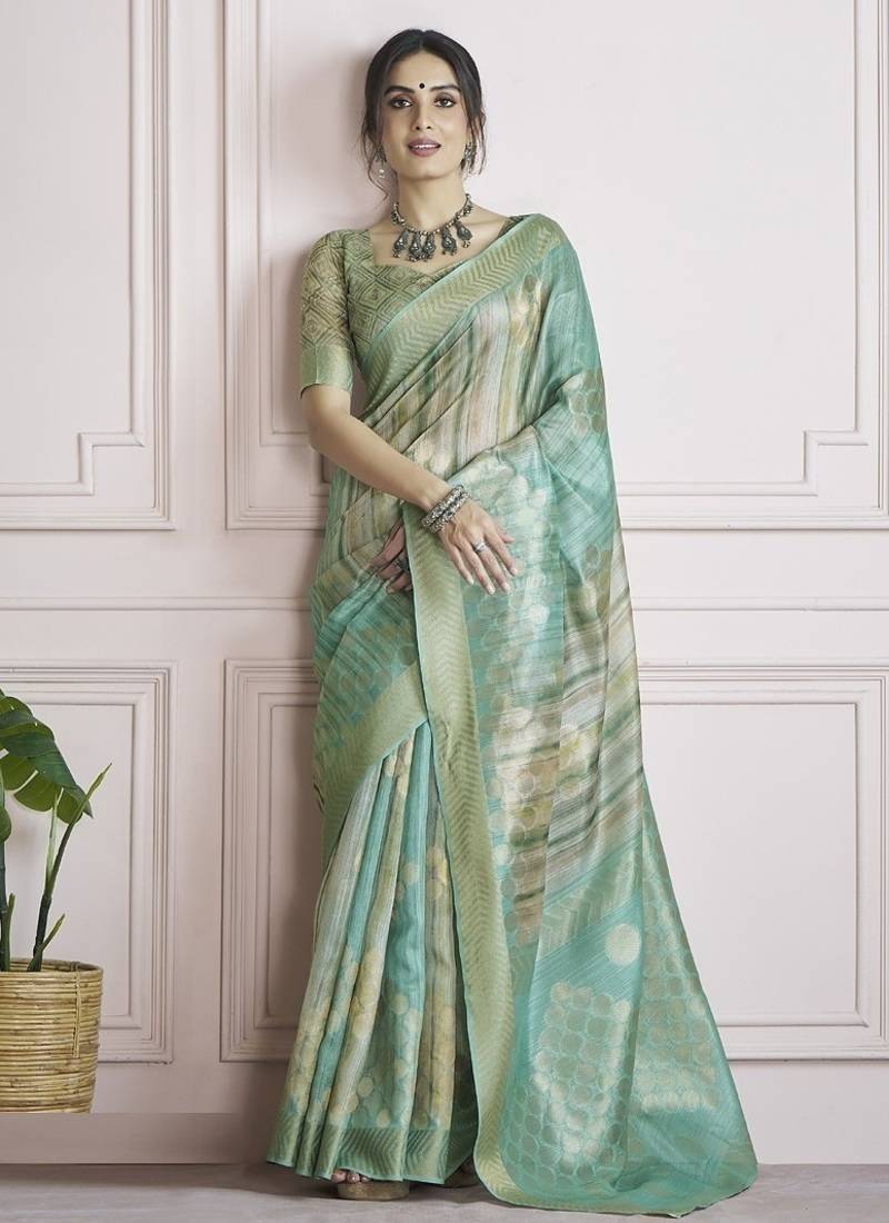 pista handloom khadi silk blend with digital print with zari border casual wear saree