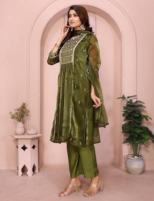 Olive green organza yoke embroidery a line round neck kurta set 6