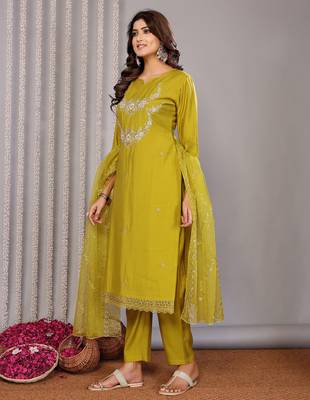 Olive green roman floral embroidery straight neck kurta set 1