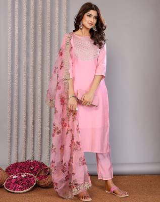 Light pink roman plain embroidery straight round neck kurta set 4