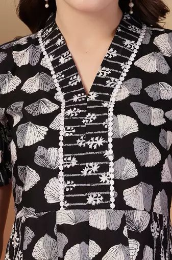 cotton black ethnic print flared dress