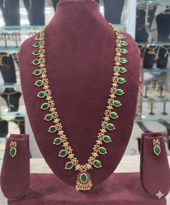 Antique gold-plated lakshmi temple Necklace :: set with pearls & green stones for women 1
