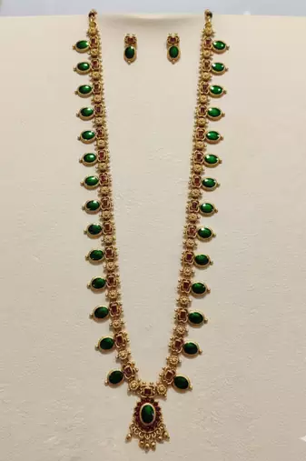 Antique gold-plated lakshmi temple Necklace :: set with pearls & green stones for women