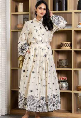 Off white and black skirt co ord set 2