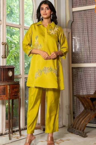 Light green emboridered co ord set