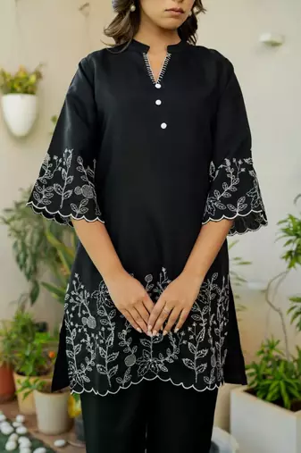 Black and silk emboridered co ord set