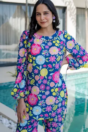 Multi colore floral printed co ord set