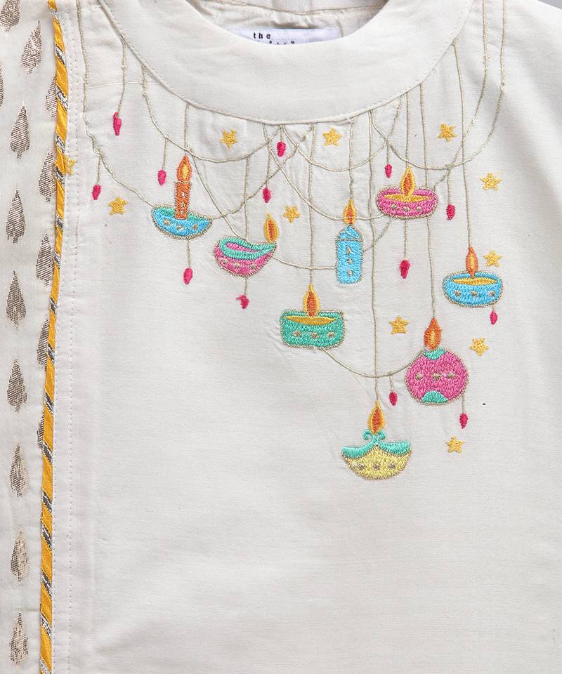 White embroidered cotton silk kurta pyjama