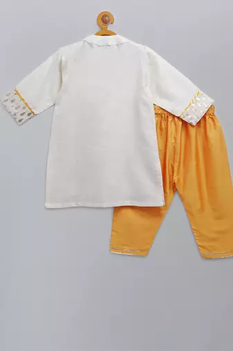 White embroidered cotton silk Boy's Kurta Pyjama