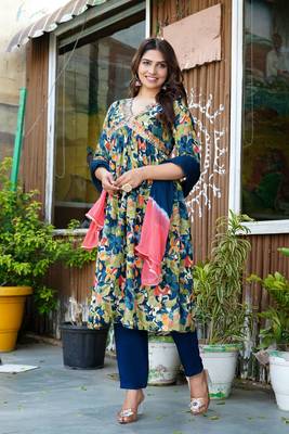 Green viscose rayon kurta-sets 5