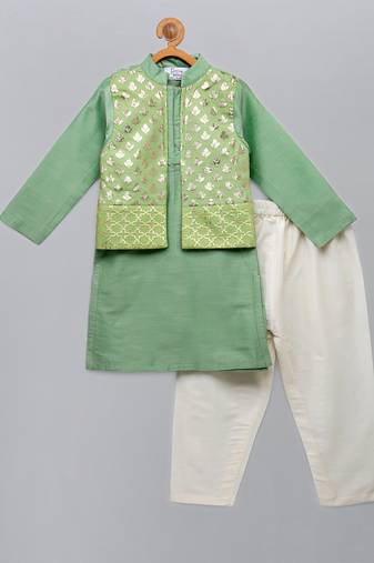 Green printed cotton silk kurta pyjama
