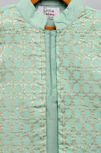 Green printed cotton silk kurta pyjama