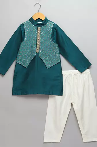 Green printed cotton silk kurta pyjama