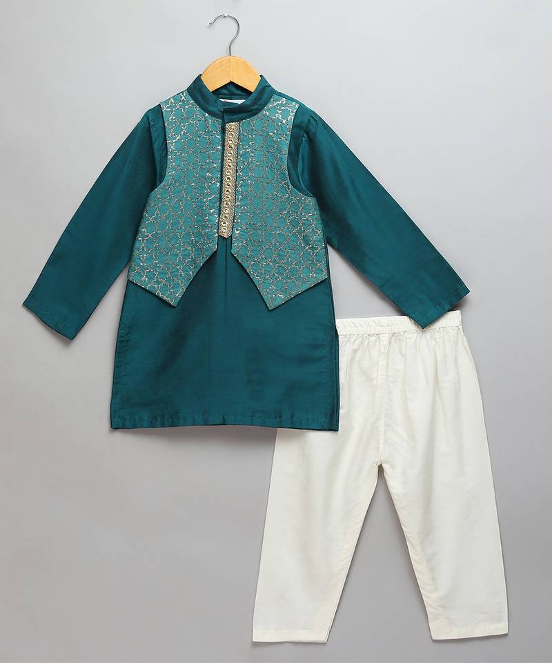 Green printed cotton silk kurta pyjama