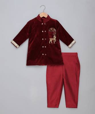 Maroon embroidered velvet Boy's Bandhgala and Pant 1