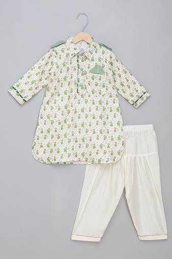 Green printed cotton silk kurta pyjama