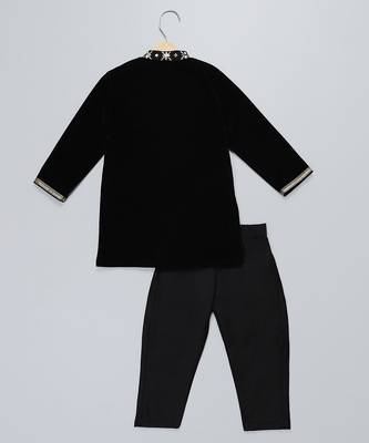 Black embroidered velvet Boy's Kurta Pyjama 2