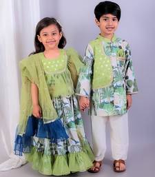 Green printed cotton silk kurta pyjama