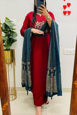 red embroidered round neck cotton kurta trouser dupatta set 2