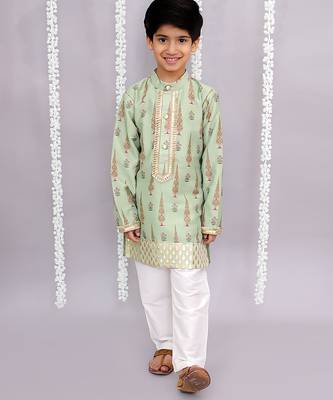 Green printed cotton silk kurta pyjama 1
