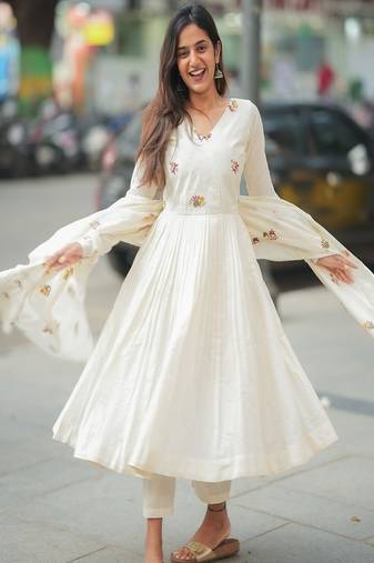 White embroidered v neck pure cotton kurta trouser dupatta set