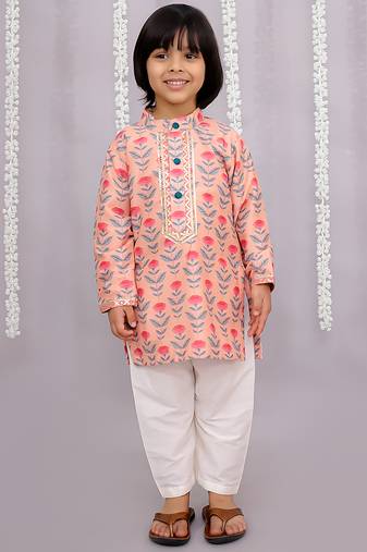 Peach printed cotton silk kurta pyjama