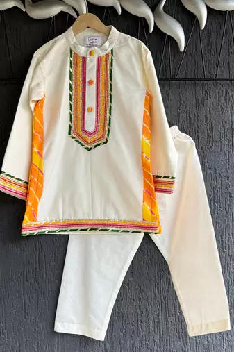 White embroidered cotton silk Boy's Kurta Pyjama