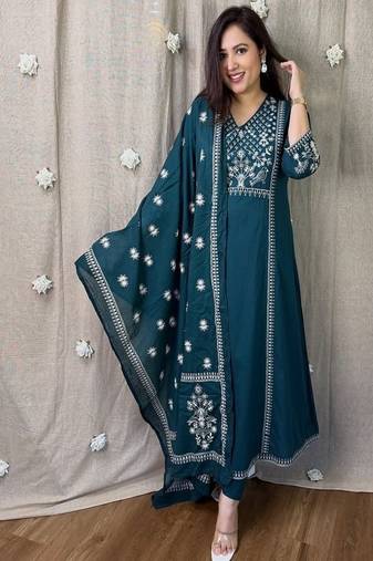 Blue floral embroidered v neck pure cotton kurta trouser dupatta set