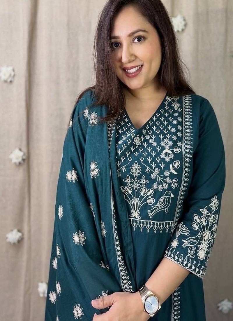 Blue floral embroidered v neck pure cotton kurta trouser dupatta set