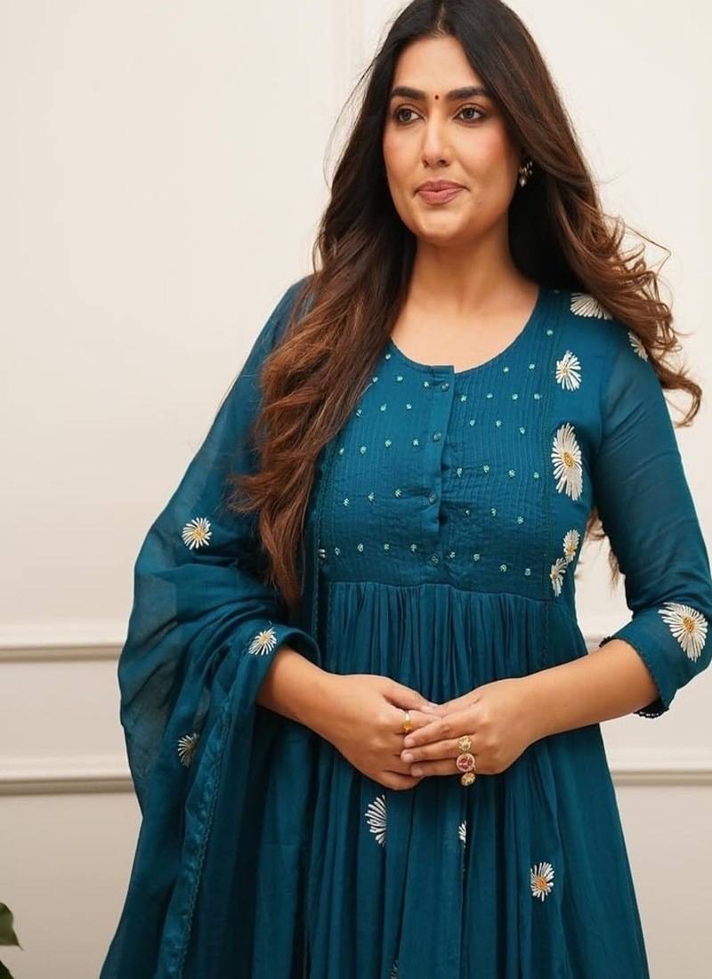 Blue embroidered round neck pure cotton kurta trouser dupatta set