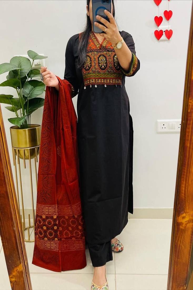 Black floral embroidered v neck pure cotton kurta trouser dupatta set