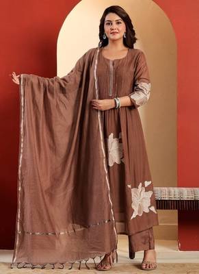 brown floral embroidered round neck cotton kurta trouser dupatta set 1