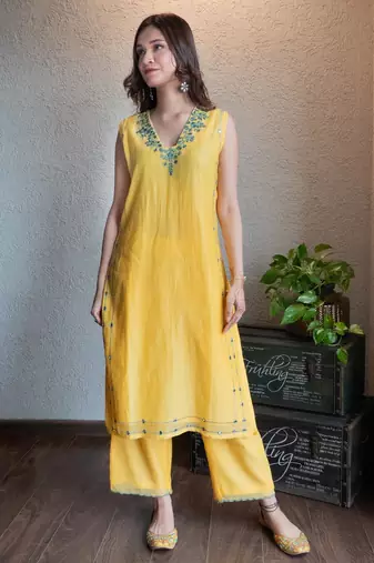 Yellow chanderi mirrorwork embroidered kurta set with dupatta