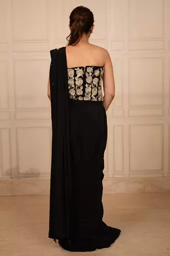 Black embroidered crepe saree