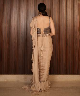 Beige embroidered chiffon saree 5