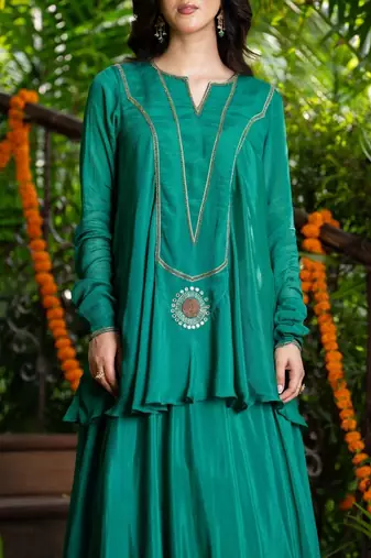 GREEN Embroidered KURTA AND SKIRT