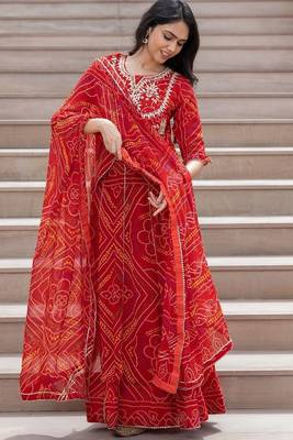RED GRORGETTE BHANDHINI LAEHENGA SET WITH BLOUSE AND DUPATTA 2