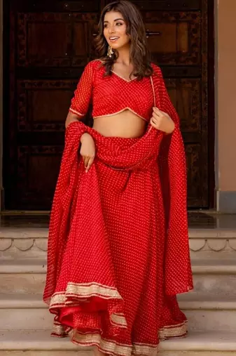 RED GRORGETTE LACE BHANDHINI LAEHENGA SET WITH BLOUSE AND DUPATTA