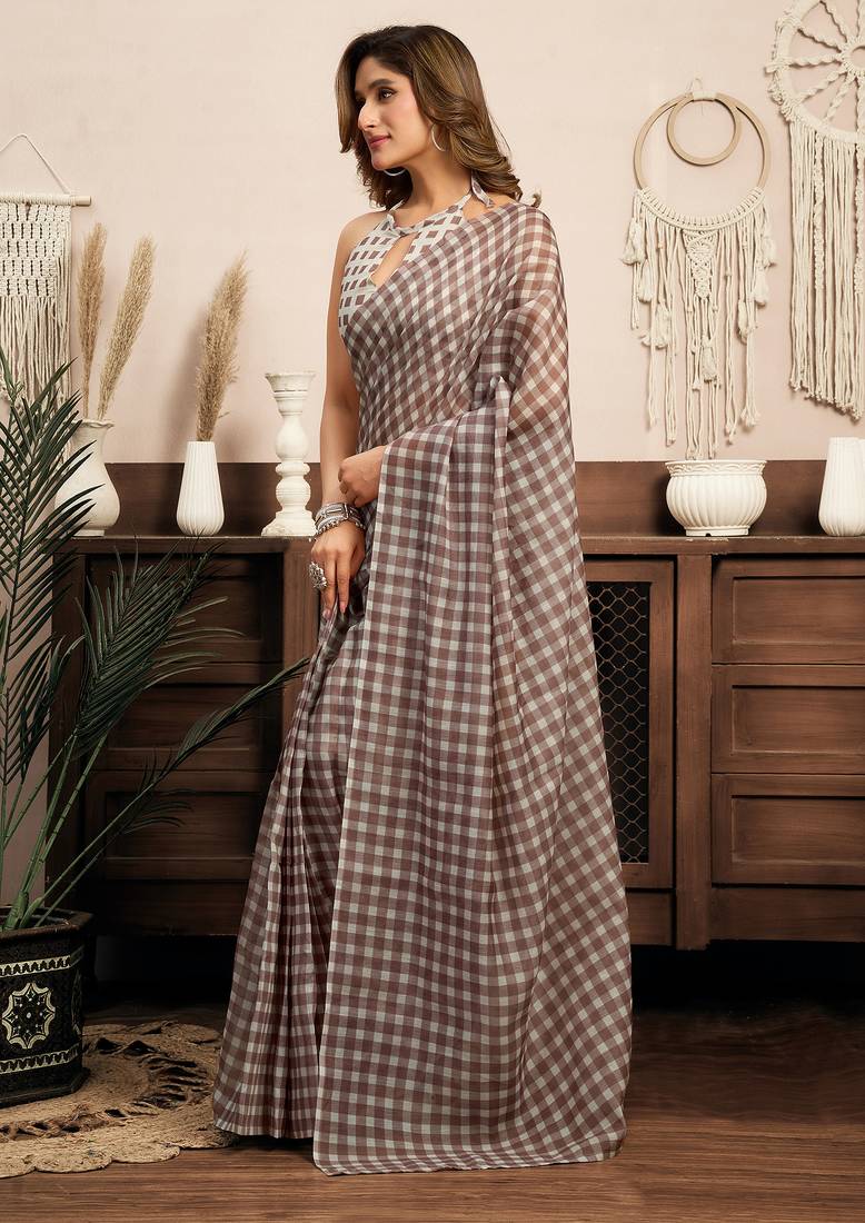 Women beige linen checked saree