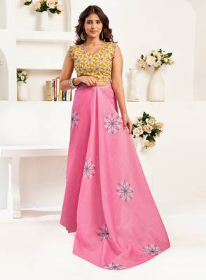 baby pink linen geomatric saree 3
