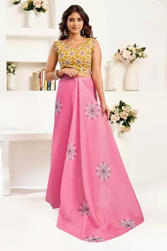 baby pink linen geomatric saree