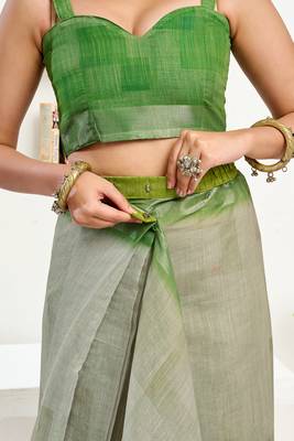 green linen floral & ethnic motifs saree 3