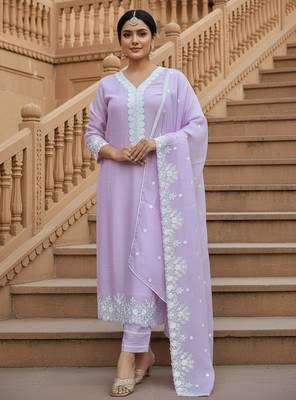 Lavender georgette thread embroidery work kurti pant with dupatta 1