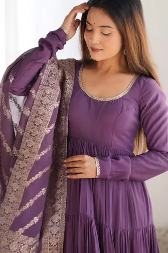 Heavy pure romansilk chanderi gown flair