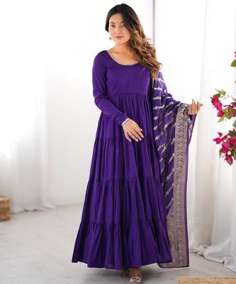 heavy pure romansilk chanderi purple gown 3