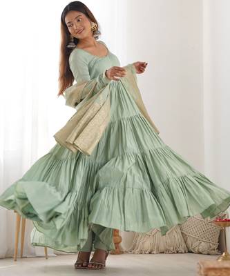 heavy pure romansilk chanderi pista gown 3