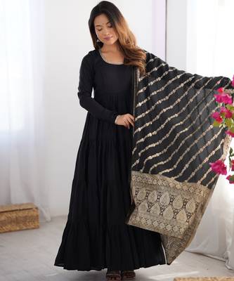 heavy pure romansilk chanderi black gown 4
