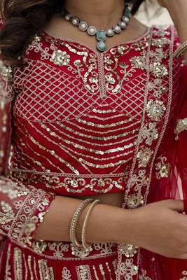 Raani pink embroidered net lehenga set with choli and dupatta 3